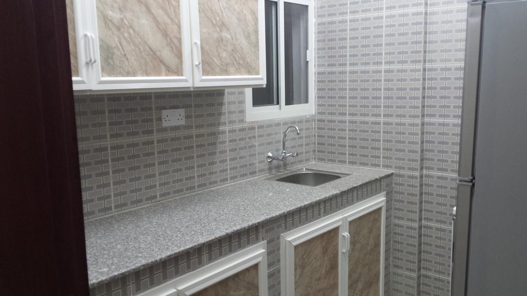 Golden Seasons Furnished Apartment Салала Номер фото