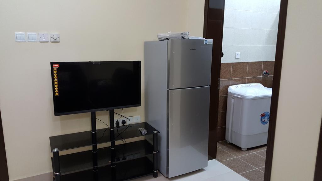 Golden Seasons Furnished Apartment Салала Екстер'єр фото